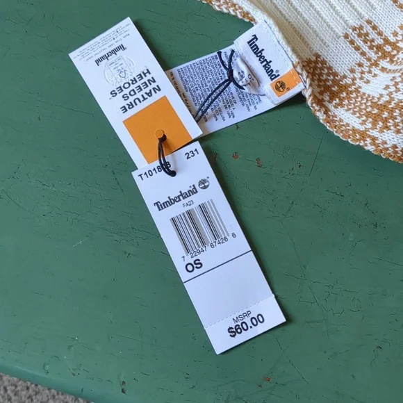 NWT Timberland cream and tan plaid scarf - Picture 8 of 8